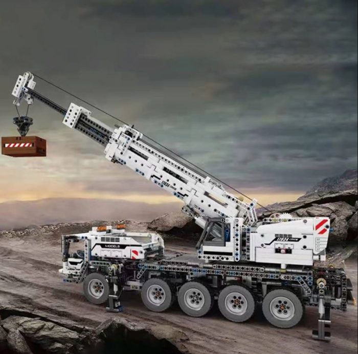 MOULD KING 17034 White Electric Mechanical Crane Ultimate LEPIN LEPIN